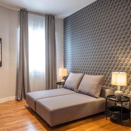 Sweet Life - Luxury Apartment-Suite-Rooms Bari Exteriör bild