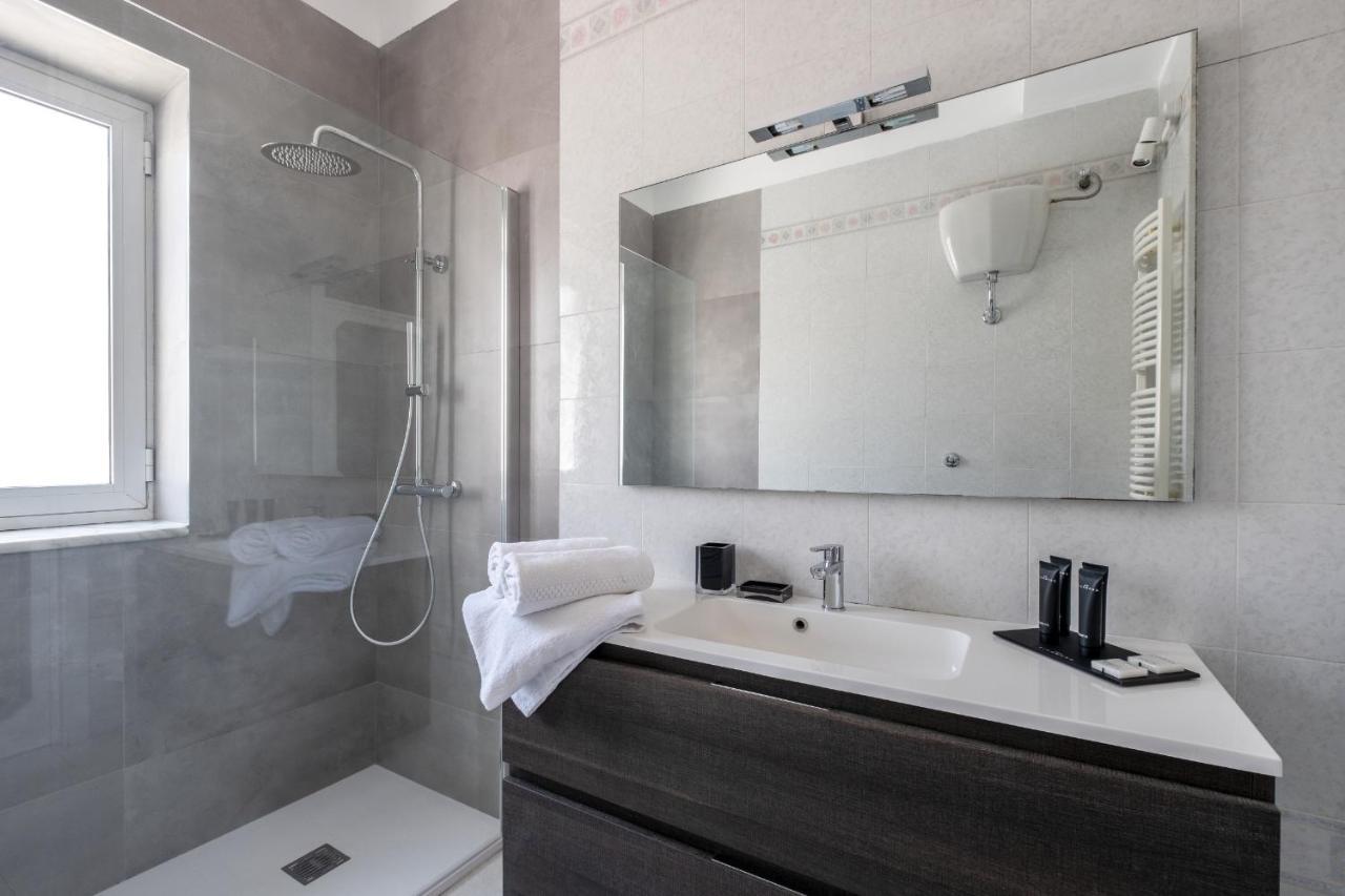 Sweet Life - Luxury Apartment-Suite-Rooms Bari Exteriör bild
